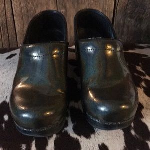 Gently used Dansko—fun iridescent color!